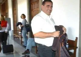 Aparece muerto el expolicía de Mogán Francisco Artiles, padre del futbolista Aythami