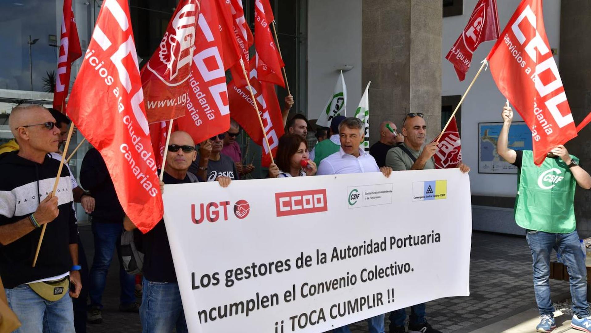 The unions of the Las Palmas Port Authority demand that the agreement be applied