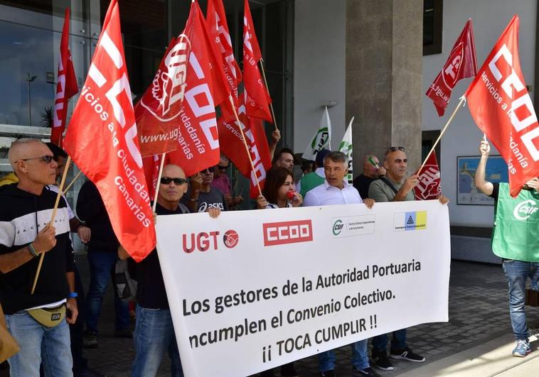 Los sindicatos de la Autoridad Portuaria de Las Palmas exigen que se aplique el convenio