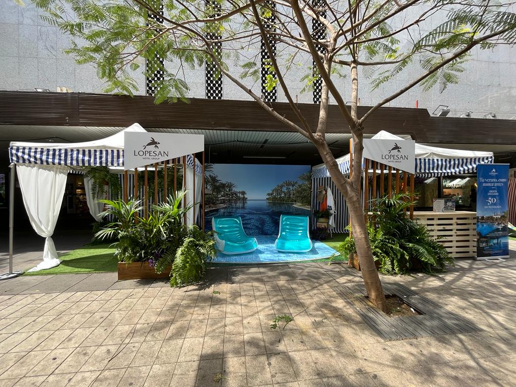 Estand Lopesan Hotel Group en la Feria de Vacaciones El Corte Inglés.