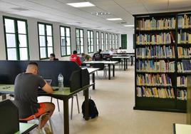 Reabre la biblioteca de Vecindario tras casi dos años de obras de remodelación