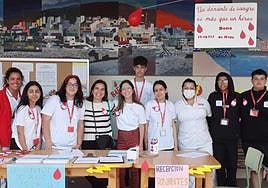 Mesa de recepción de los donantes.