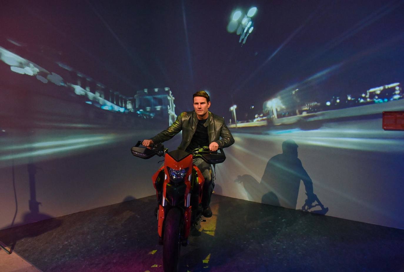 Una figura de cera del actor estadounidense Tom Cruise se exhibe durante la rueda de prensa previa del recién inaugurado museo Madame Tussauds en Budapest, Hungría. Madame Tussauds Budapest es la última incorporación a la franquicia, con 51 esculturas de cera realistas que representan húngaros famosos y estrellas internacionales.