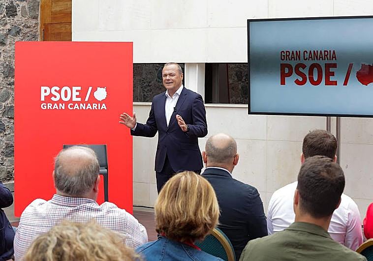 Augusto Hidalgo presentó este martes el Decálogo de su acción de gobierno en el Cabildo.