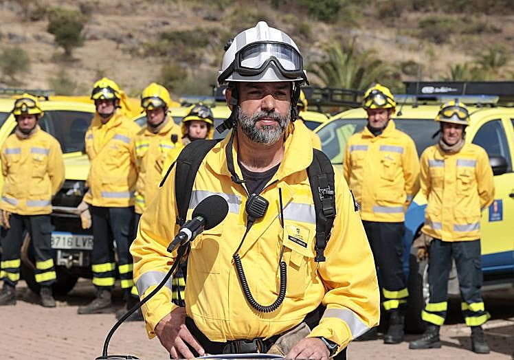El director del operativo contra incendios forestales de Gran Canaria es Federico Grillo.