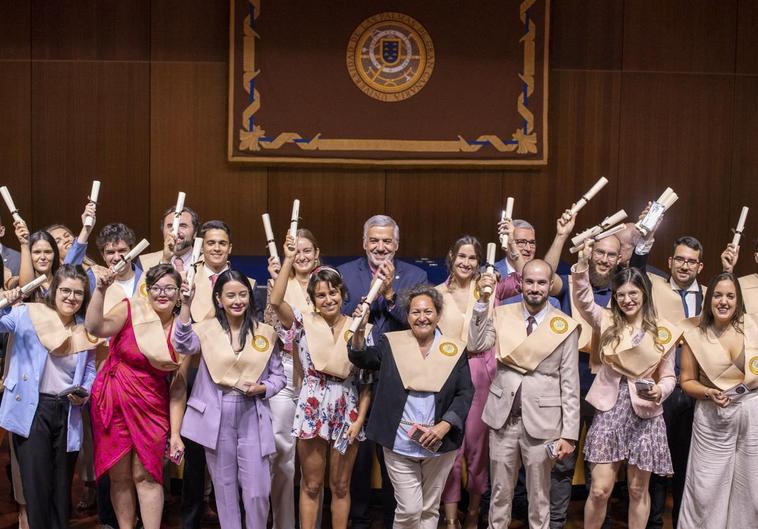 La ULPGC reconoce a su alumnado más destacado con los XIII Premios de Orden Promocional