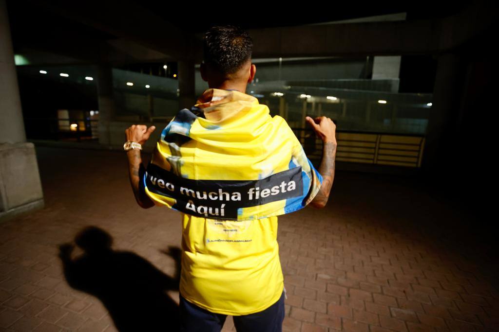 Emotiva celebración de los jugadores de la UD en el Gran Canaria