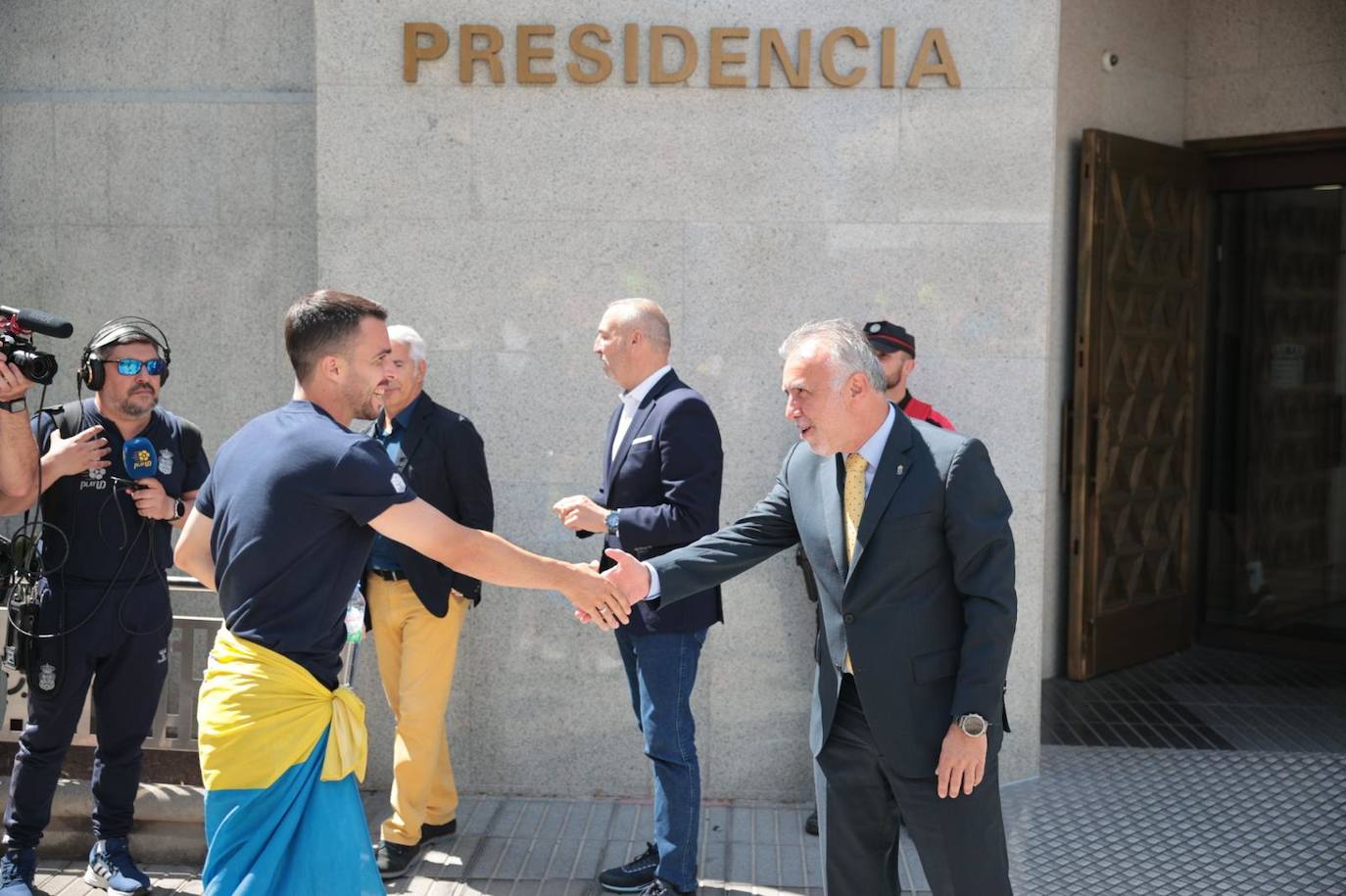 La UD Las Palmas visita la Presidencia del Gobierno