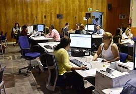 Si no encuentra cita para la Renta no desespere: Cada día se abren nuevas horas