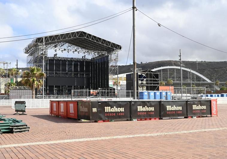 La plaza de la Música se prepara para Sting