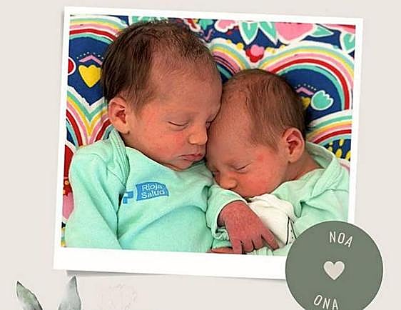 Las hijas de Carla Suárez y Olga García, Ona y Noa.