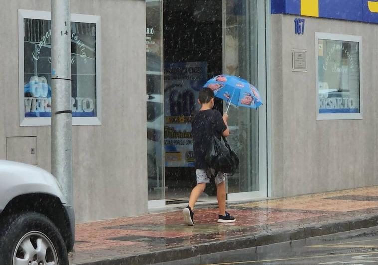 La borrasca Óscar ya se hace notar en Canarias