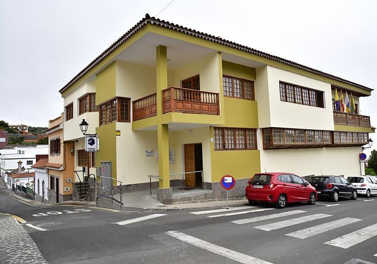 Imagen reciente del Ayuntamiento de Valleseco.