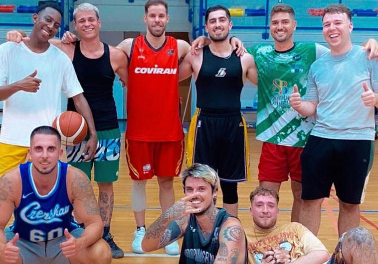 Quevedo se pasa al baloncesto junto a Alvarado y Díaz