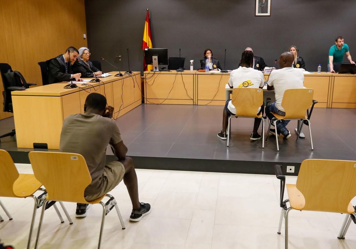Cinco años para los patrones de la patera en la que murieron dos bebés, un niño y un adulto