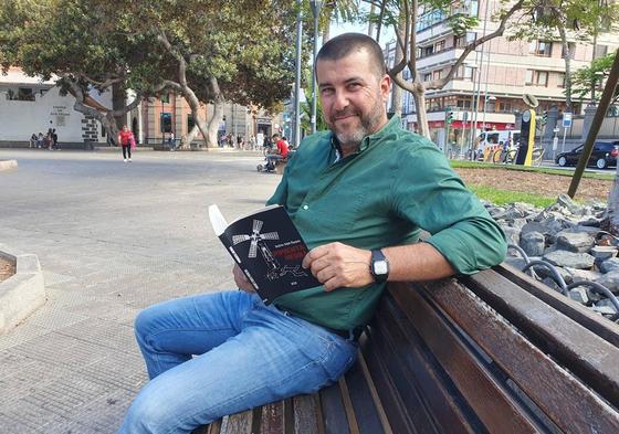 Andrés Odeh muestra su universo literario en 'Pimienta negra'
