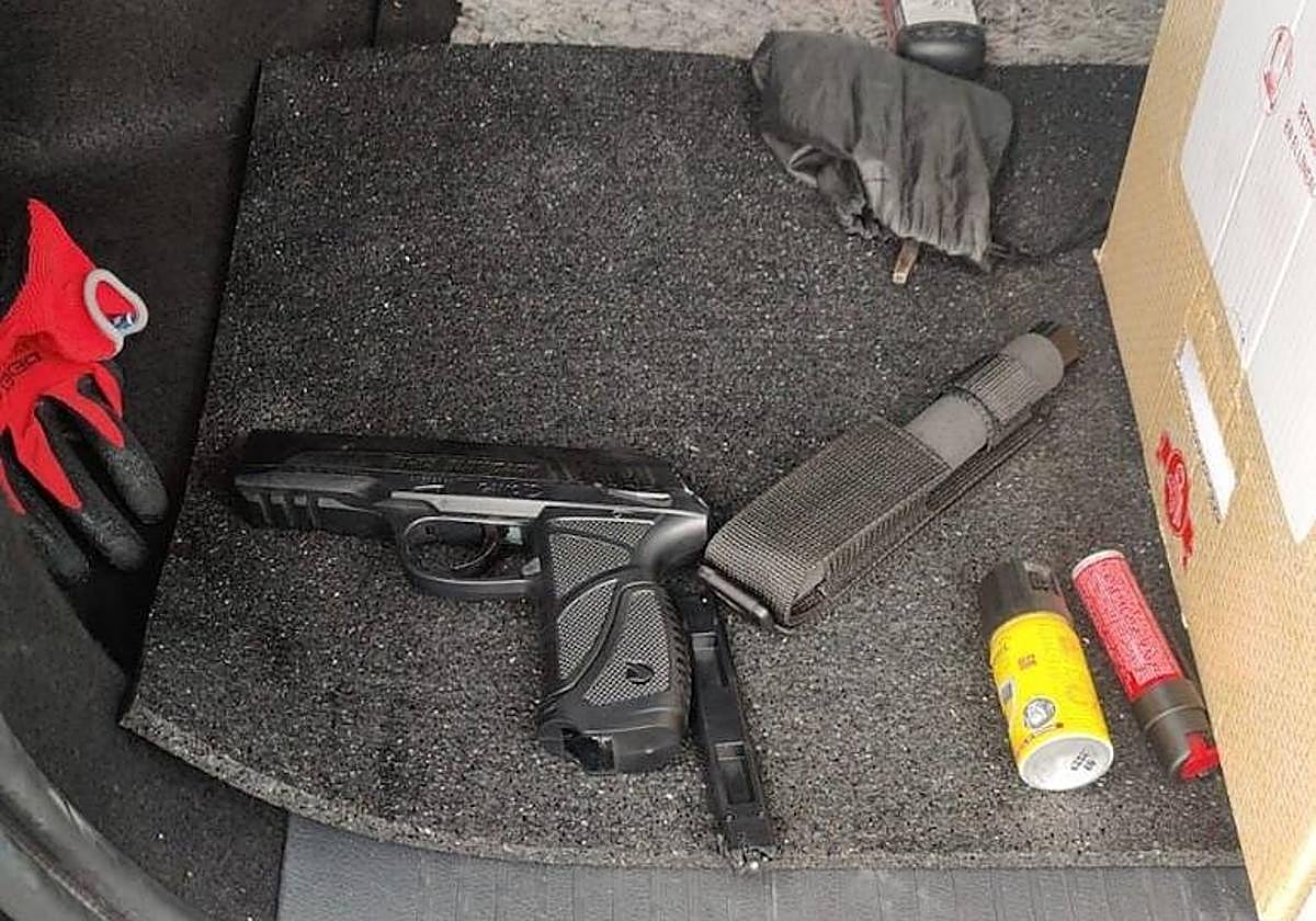 Arma que usó el acusado para amenazar a su vecino.