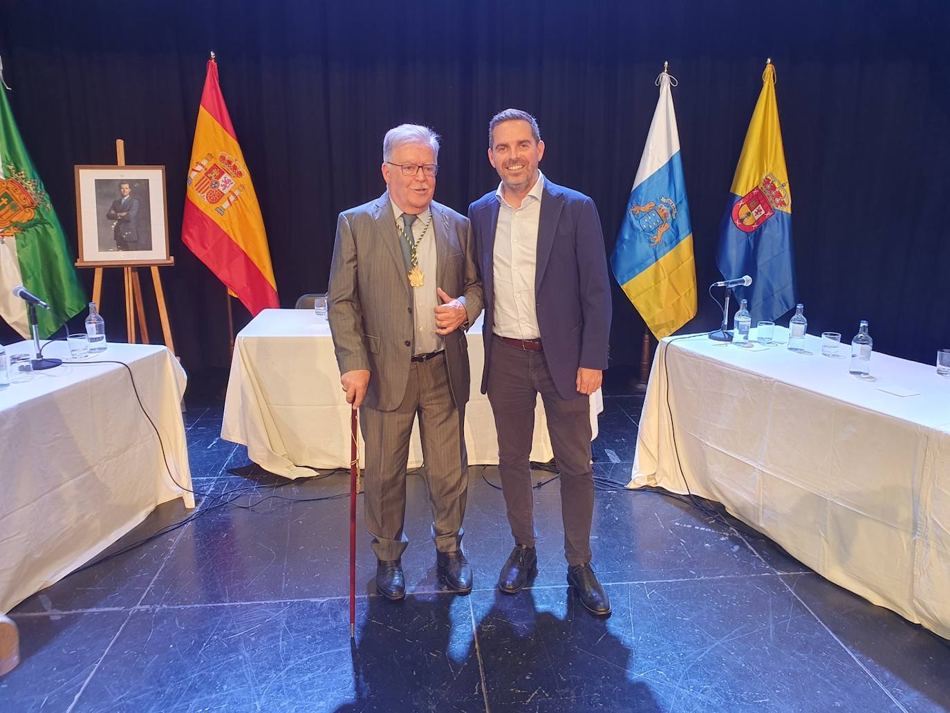 José Miguel Bravo de Laguna junto a su hijo Lucas, que fue alcalde de Santa Brígida de 2007 a 2014.