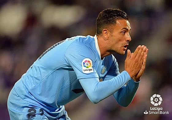 Cristian Herrera, celebrando un gol con el Ibiza.