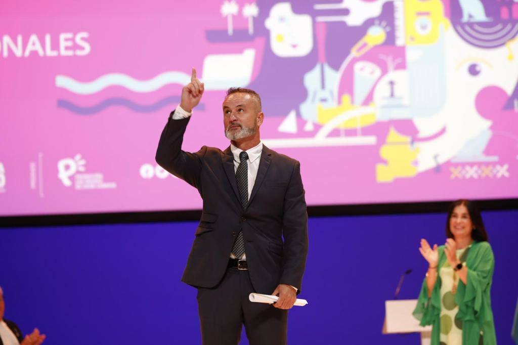 La capital grancanaria reconoce a 25 personalidades e instituciones