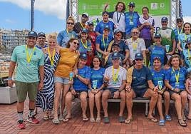 Foto en familia por la inclusión en Las Canteras.