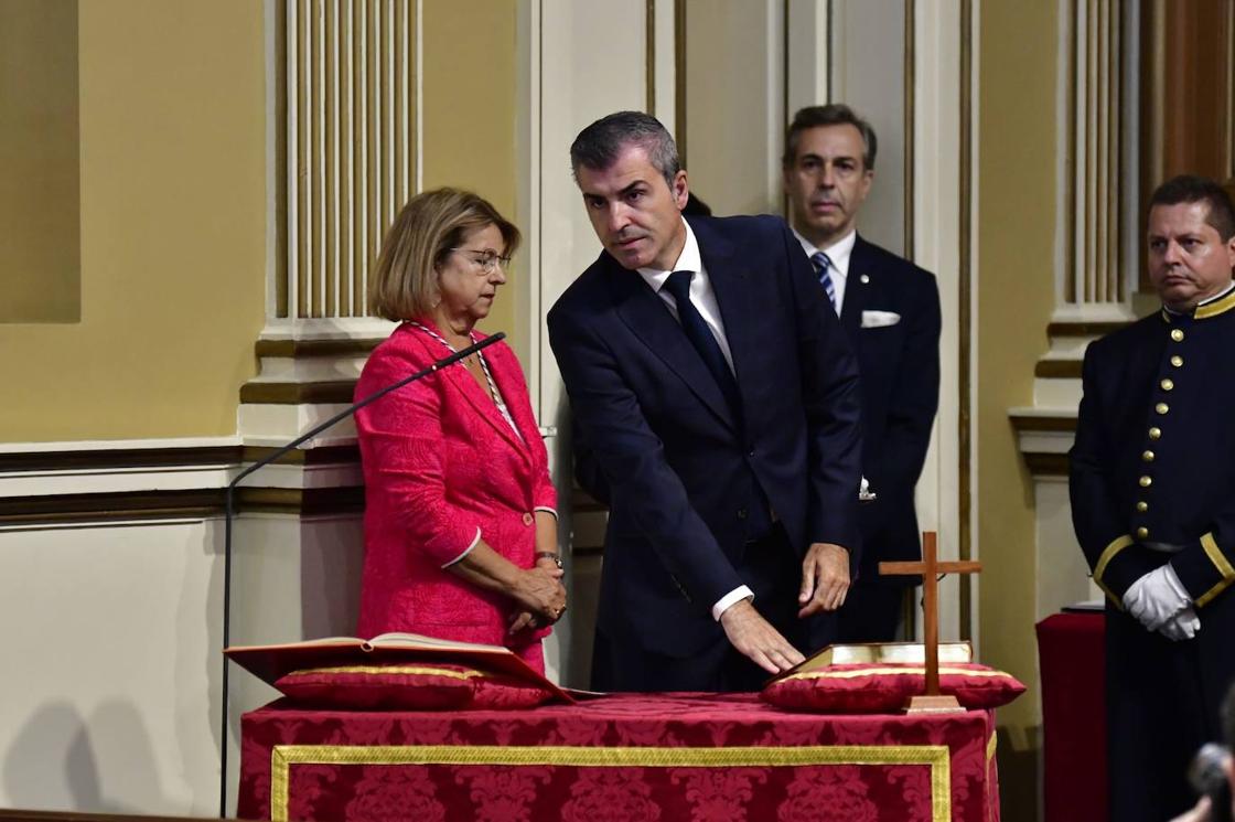 El inicio de la XI legislatura del Parlamento de Canarias, en imágenes