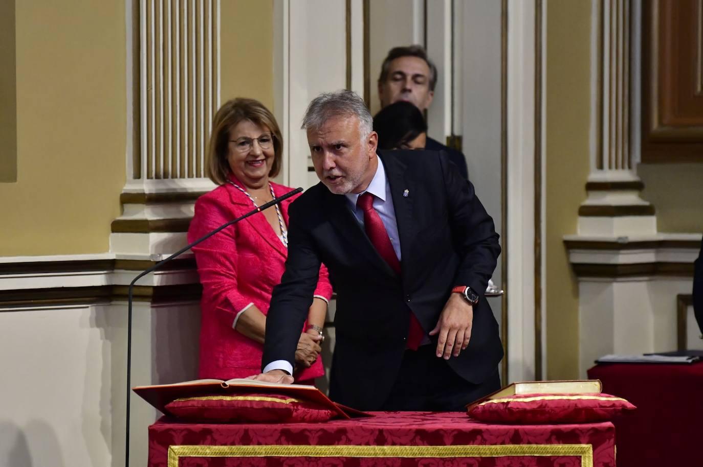 El inicio de la XI legislatura del Parlamento de Canarias, en imágenes