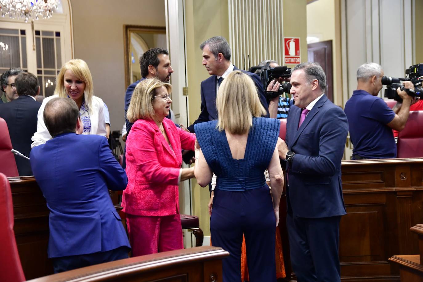 El inicio de la XI legislatura del Parlamento de Canarias, en imágenes