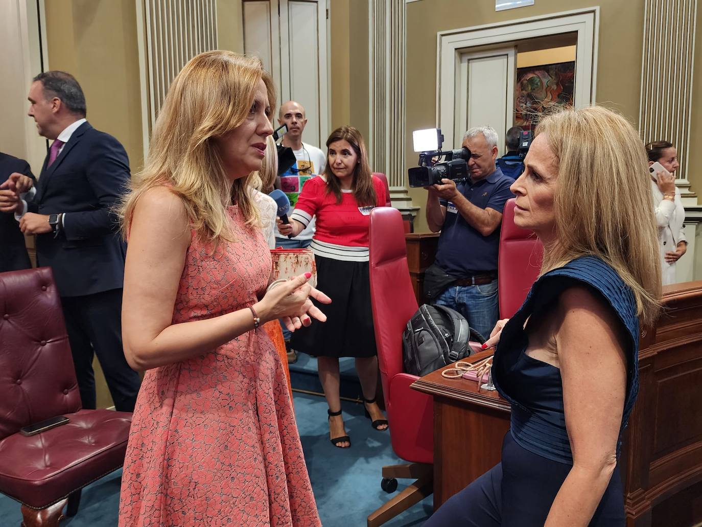 El inicio de la XI legislatura del Parlamento de Canarias, en imágenes