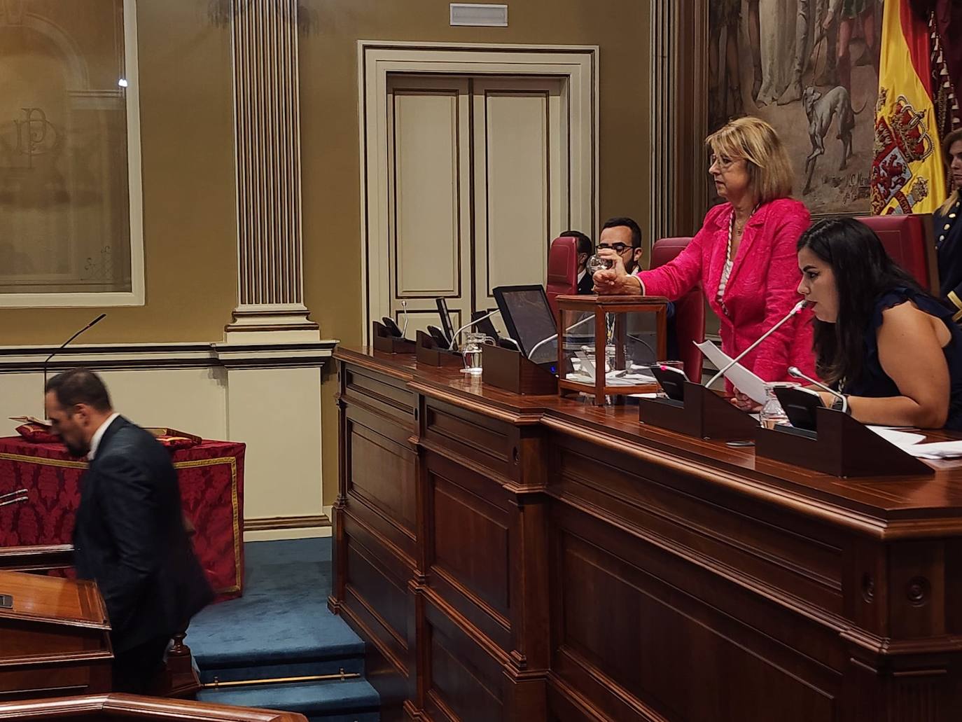 El inicio de la XI legislatura del Parlamento de Canarias, en imágenes