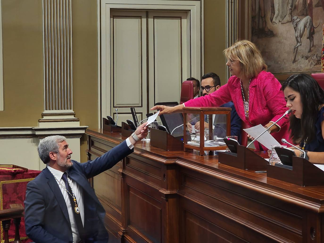 El inicio de la XI legislatura del Parlamento de Canarias, en imágenes