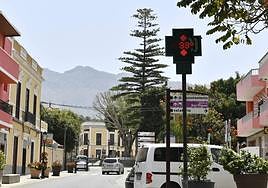 El termómetro en Valsequillo marcaba este martes a primera hora de la tarde los 33 grados.