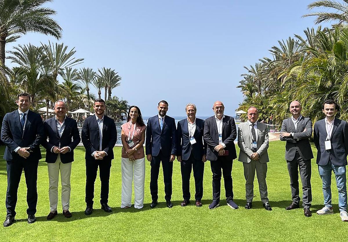 Los mayores dirigentes hoteleros de Gran Canaria discutieron sobre los retos que afectan a la isla este 2023.