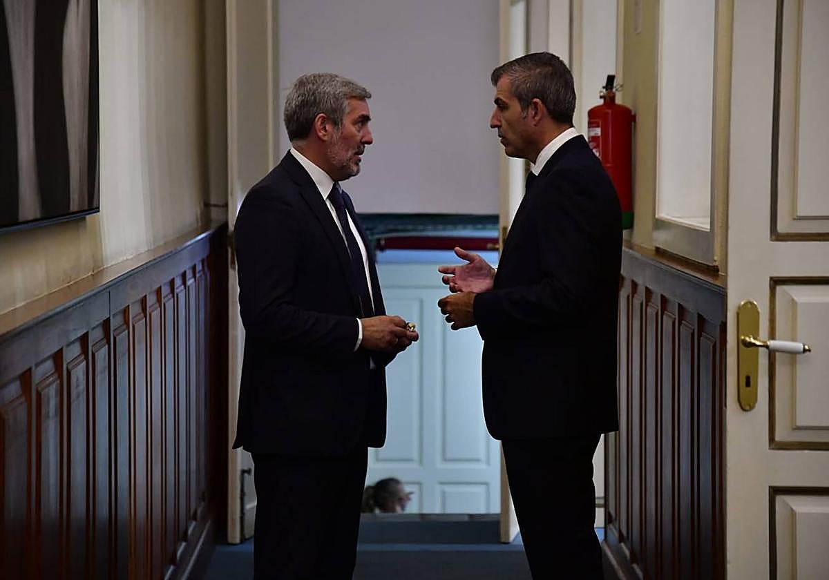 Los pasillos de la Cámara regional son receptores de anécdotas e historias.