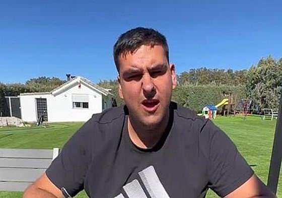 'El Patica', en uno de sus vídeos.