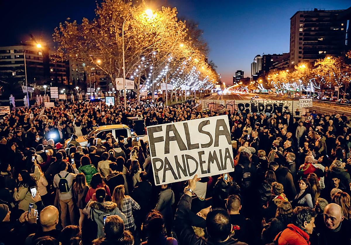 Una manifestación negacionista el 11 de diciembre de 2021, en Madrid.