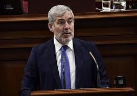 Primera sesión del debate de investidura en el Parlamento de Canarias.