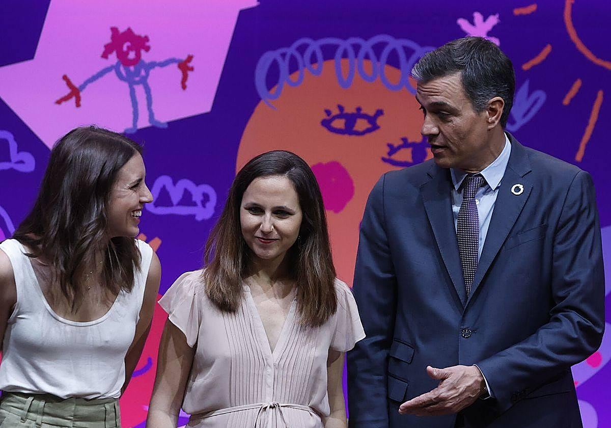 LA DISTENSIÓN DE LAS MASAS: EL ANTIPROGRE