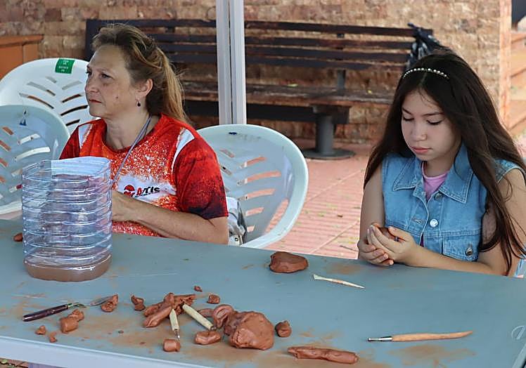 También se llevó a cabo un taller de barro.