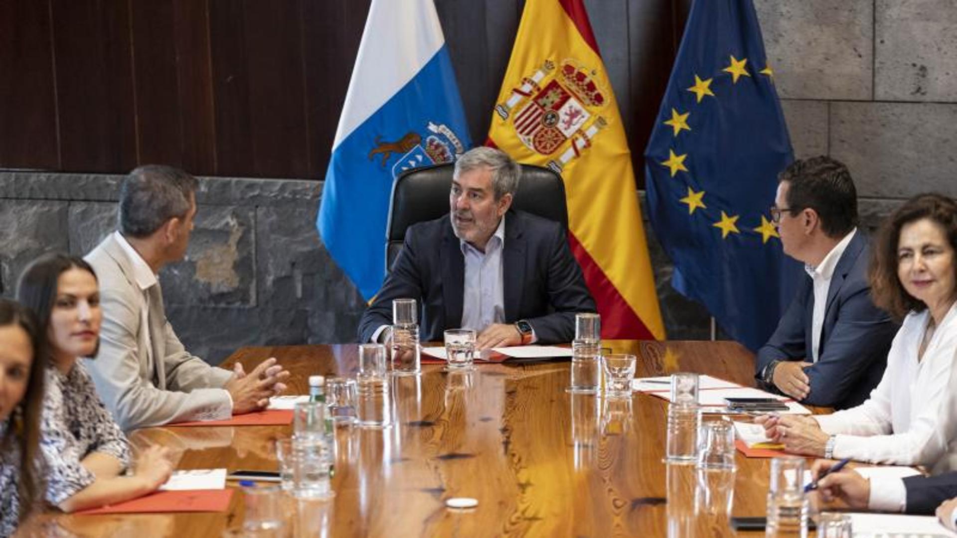 The new Government of Clavijo starts walking after its first council