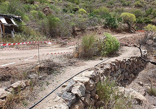 Trabajos en marcha en el entorno del caserío de Soria.