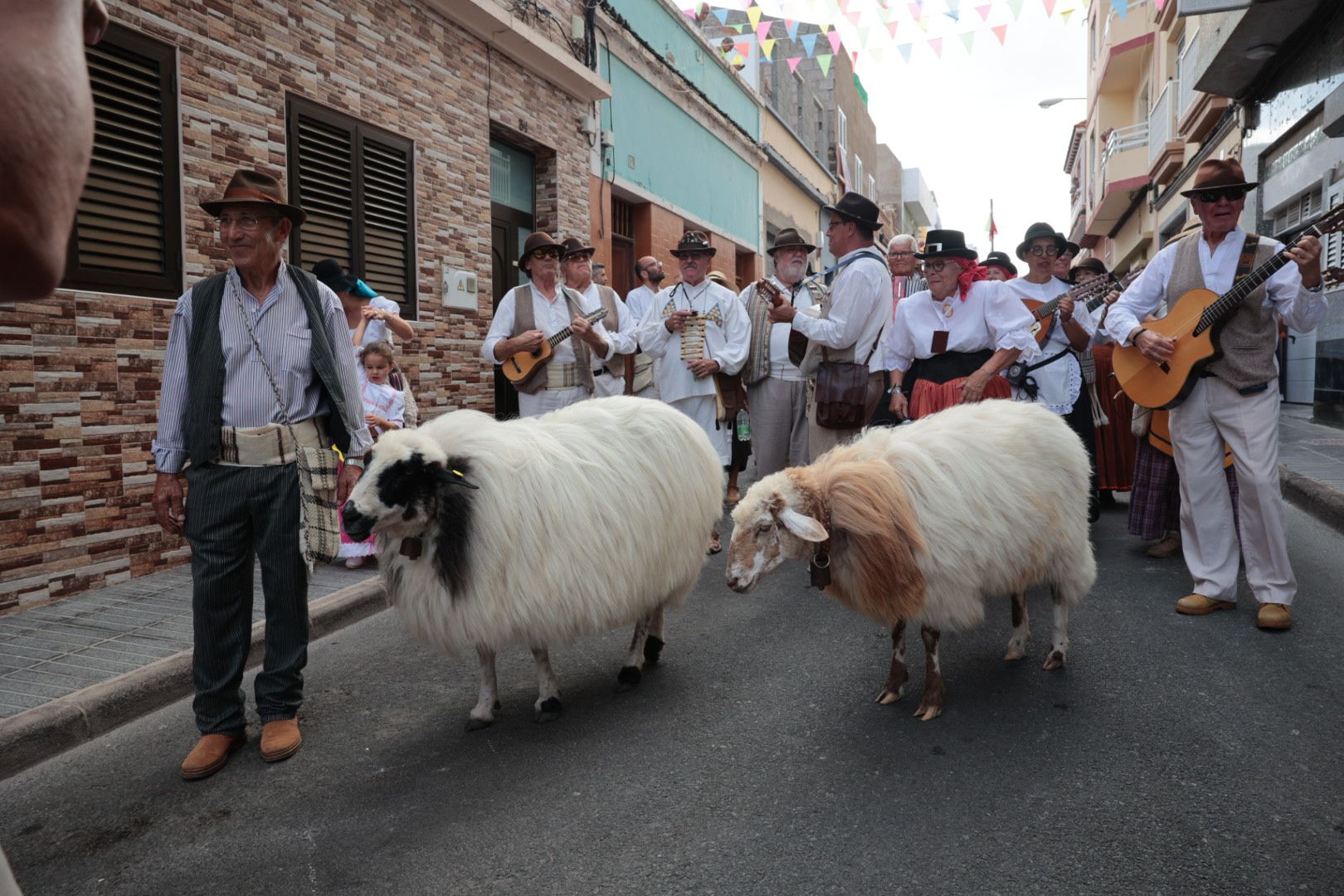 La romería marinera de La Isleta, en imágenes