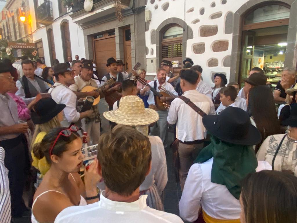 Santiago El Chico, de avanzadilla en su propia romería