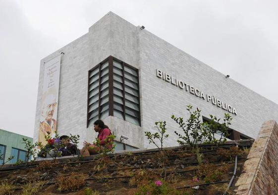 Un auto del TSJC reaviva el pleito sobre el derribo de la biblioteca del Estado