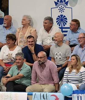 Imagen secundaria 2 - El Maninidra, campeón