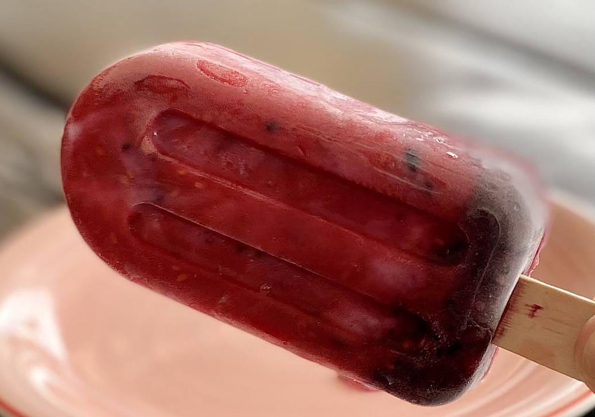 Polo de frutos rojos