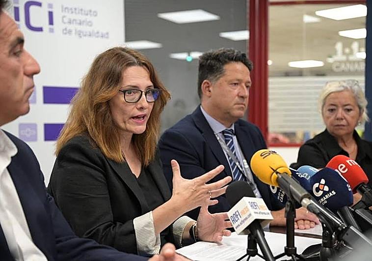 Candelaria Delgado, consejera de Bienestar Social, Igualdad, Juventud, Infancia y Familias.