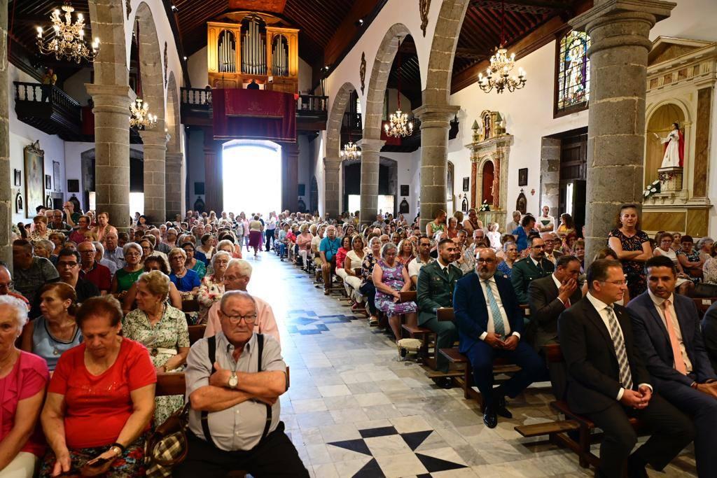 La Virgen de Guía sale en procesión por las calles del pueblo