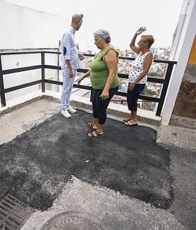 Imagen secundaria 2 - Los residentes piden más atención para su barrio.