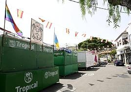 Chiringuitos cerrados en San Lorenzo.